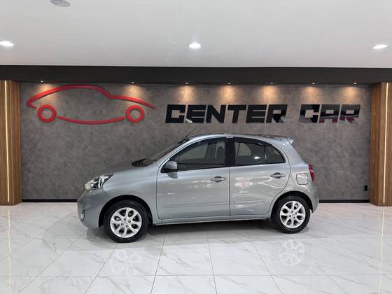 NISSAN MARCH 1.6 SV 16V FLEXSTART 4P XTRONIC NISSAN MARCH 1.6 SV 16V FLEXSTART 4P XTRONIC